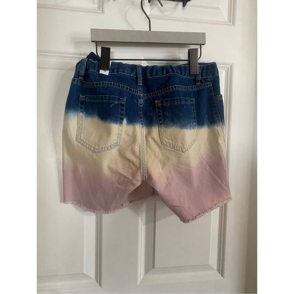 NWT • Girl’s • The Children’s Place • Colored Ombré Denim Wash • Cut Off • Short - Picture 2 of 3